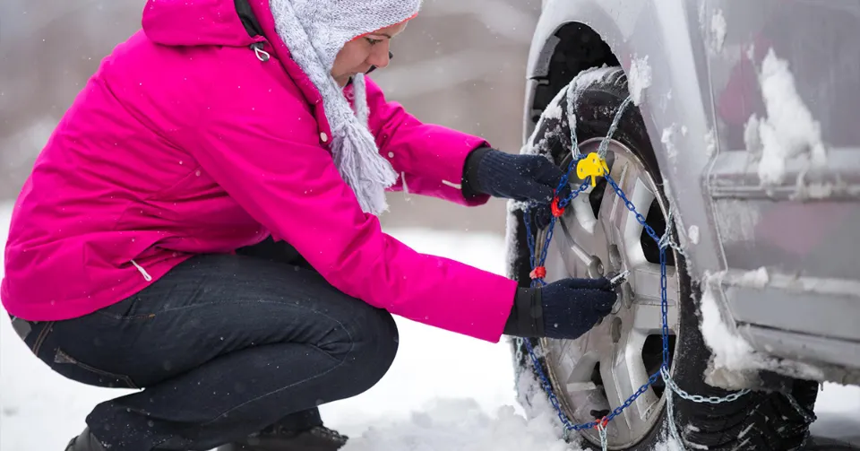 How to Put Snow Chains on Your Tires? Follow the Steps