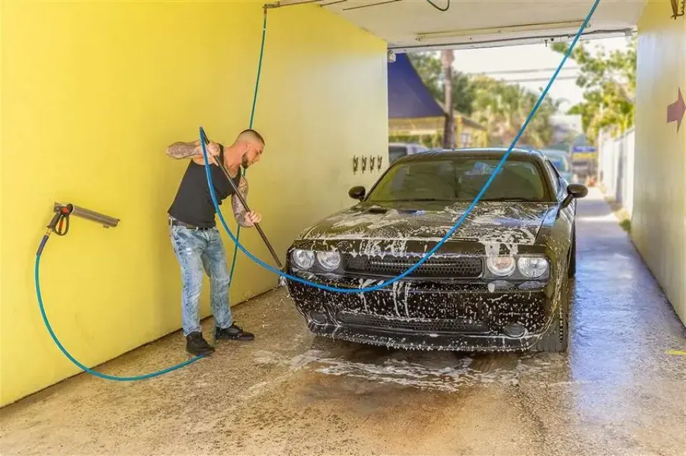 How Much to Tip Car Wash - the Ultimate Guide