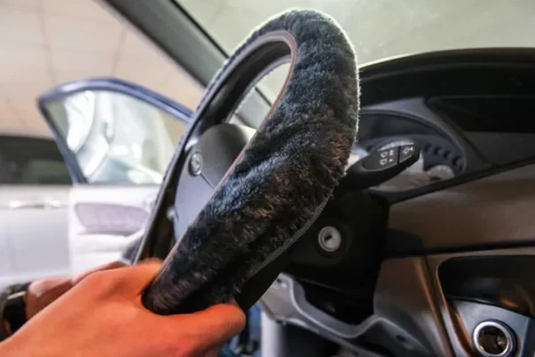 How to Put on Steering Wheel Cover Let's See