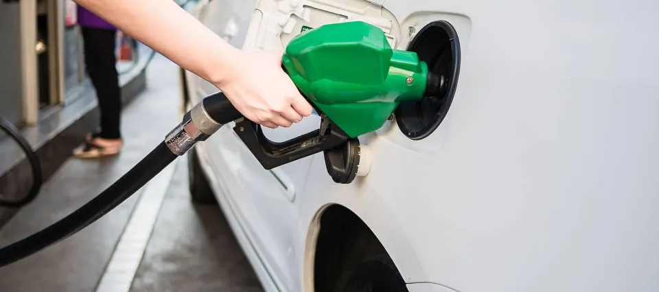 How to Pump Gas? An Easy Step-by-step Guide