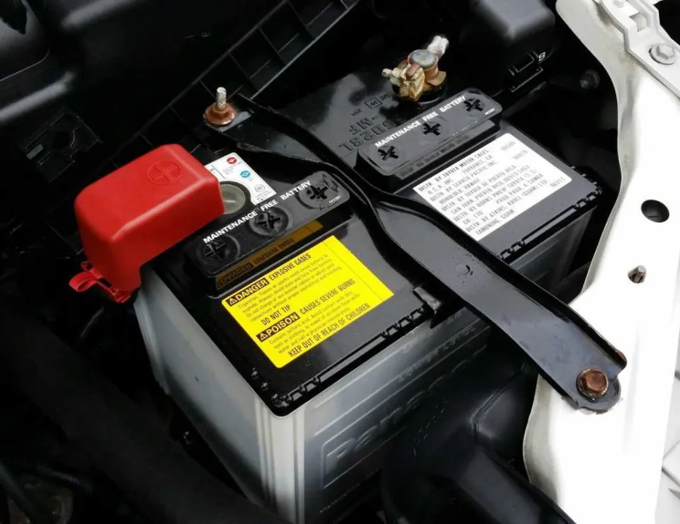 How to Disconnect a Car Battery in a Safe Way Follow the Guide