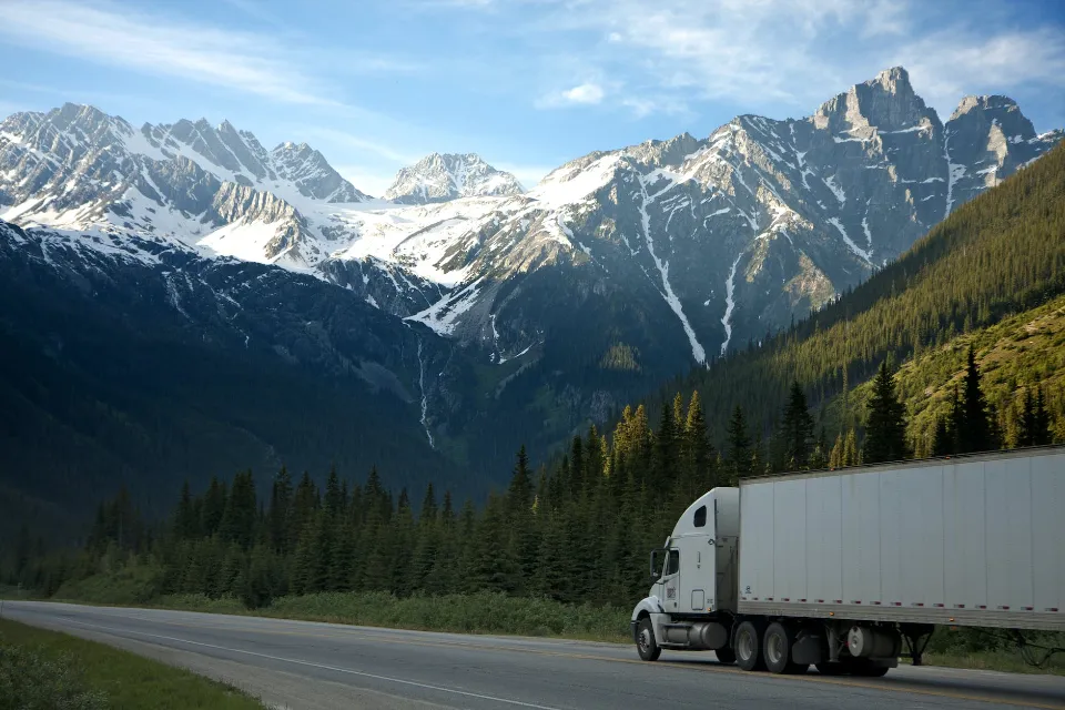 How to Become a Truck Driver? Follow the Step-by-step Guide