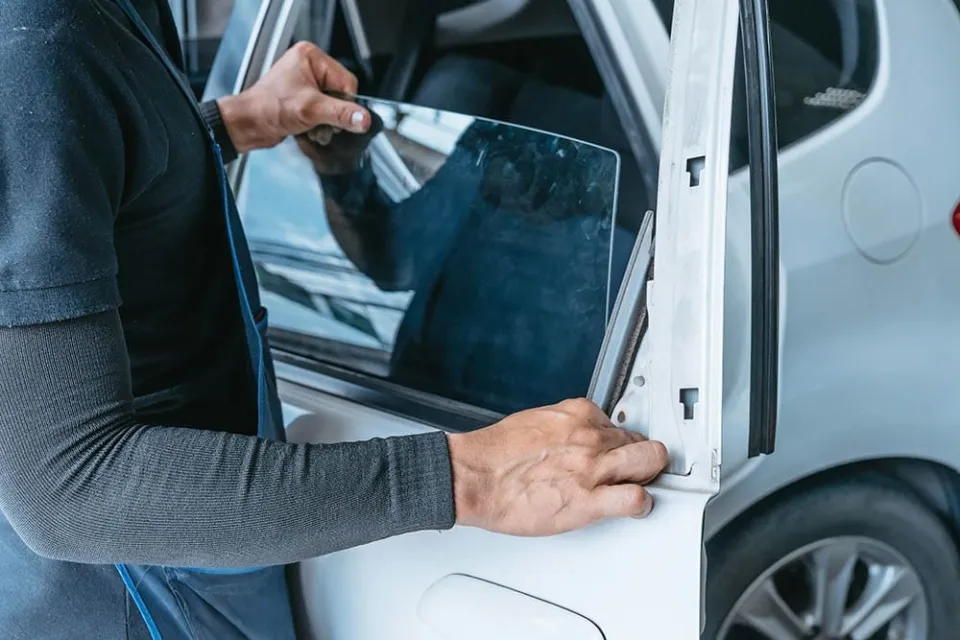 How to Fix a Car Window That Won't Roll Up Step-by-step