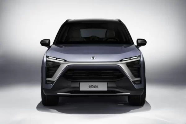 Selling a Car for a Loss of 120,000 Yuan, NIO "Sinks"